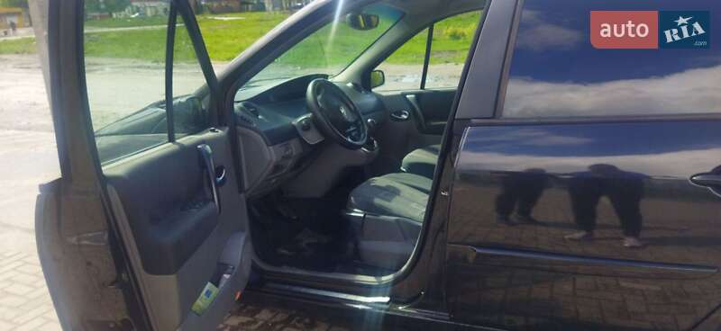 Минивэн Renault Scenic 2004 в Кропивницком