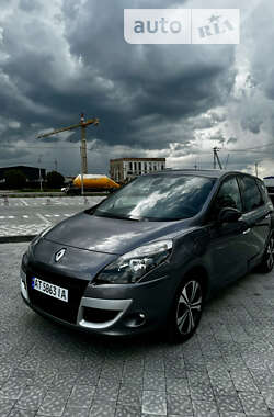 Минивэн Renault Scenic 2011 в Львове