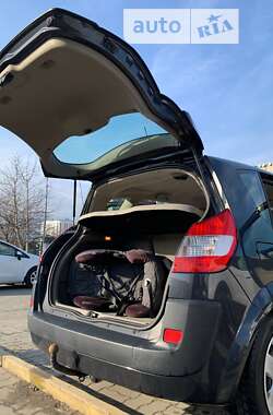 Минивэн Renault Scenic 2005 в Львове