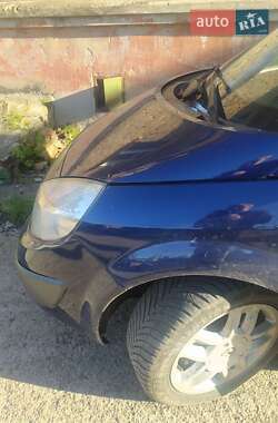 Минивэн Renault Scenic 2005 в 
