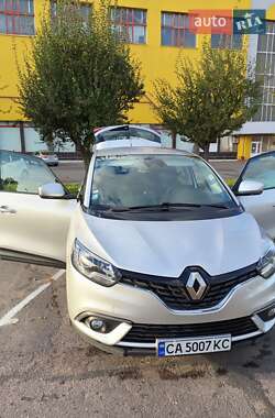 Минивэн Renault Scenic 2017 в 