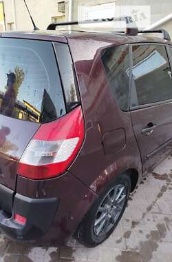 Мінівен Renault Scenic 2004 в Бершаді