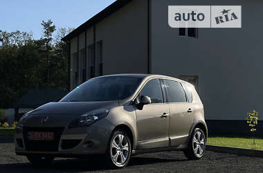 Минивэн Renault Scenic 2011 в Луцке