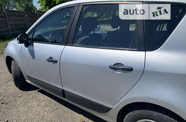 Минивэн Renault Scenic 2009 в Здолбунове