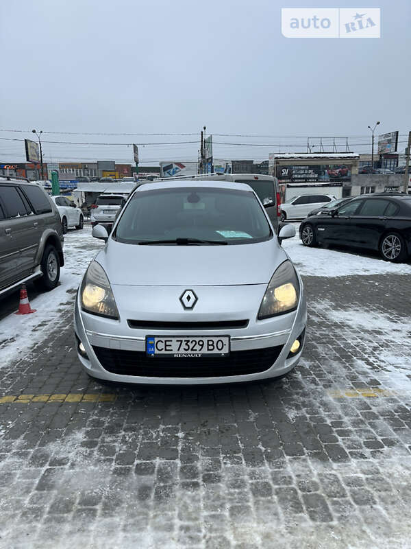 Мінівен Renault Scenic 2010 в Чернівцях