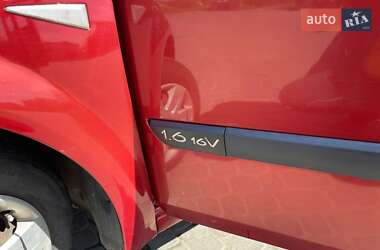 Минивэн Renault Scenic 2003 в 