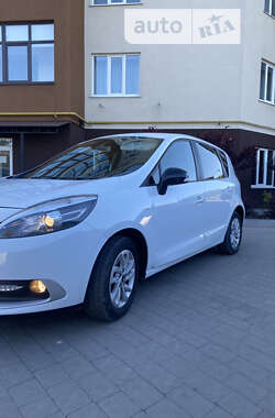 Минивэн Renault Scenic 2015 в Дубно