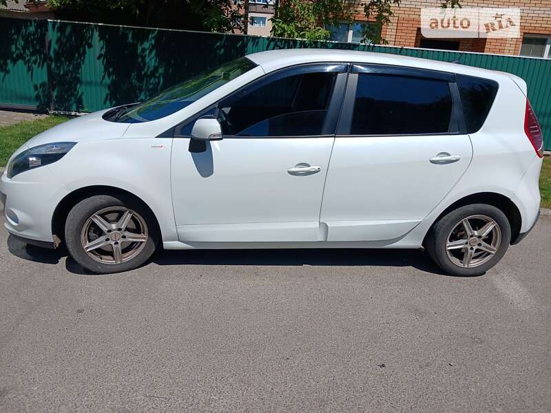 Мінівен Renault Scenic 2011 в Білій Церкві