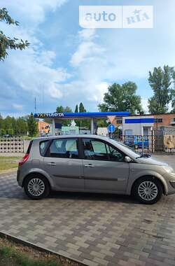 Минивэн Renault Scenic 2004 в Лубнах