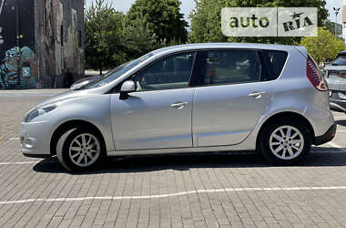 Мінівен Renault Scenic 2010 в Луцьку