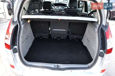 Мінівен Renault Scenic 2006 в Львові