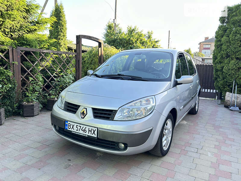 Минивэн Renault Scenic 2005 в Староконстантинове