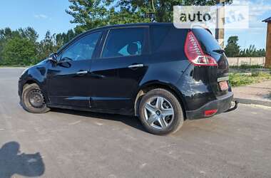 Мінівен Renault Scenic 2011 в Чернігові