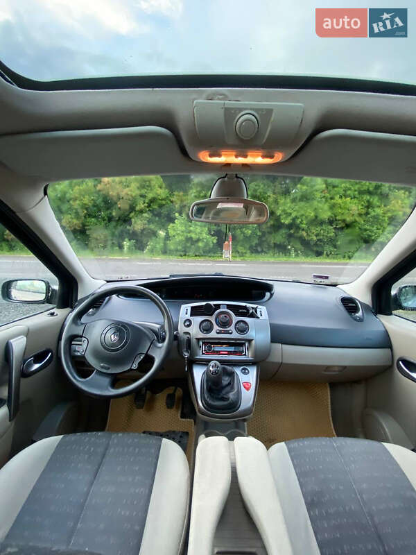 Мінівен Renault Scenic 2004 в Луцьку фото 15 Мінівен Renault Scenic 2004 в Луцьку