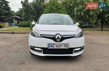 Мінівен Renault Scenic 2015 в 