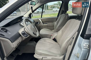 Минивэн Renault Scenic 2005 в 
