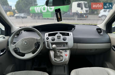 Минивэн Renault Scenic 2005 в 