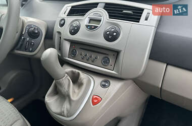 Минивэн Renault Scenic 2005 в 