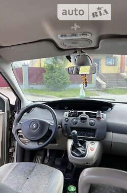 Минивэн Renault Scenic 2008 в Новояворовске