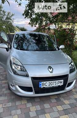 Минивэн Renault Scenic 2010 в Жовкве