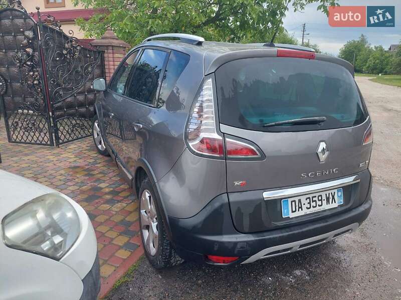 Минивэн Renault Scenic 2013 в Дубно