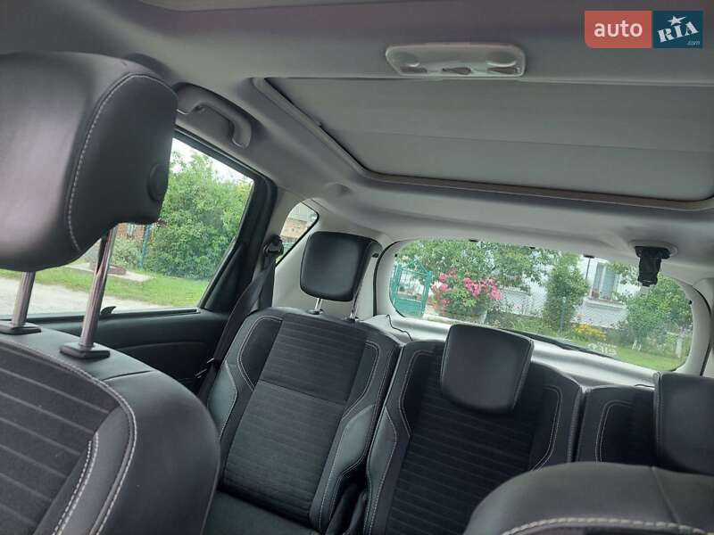 Минивэн Renault Scenic 2013 в Дубно
