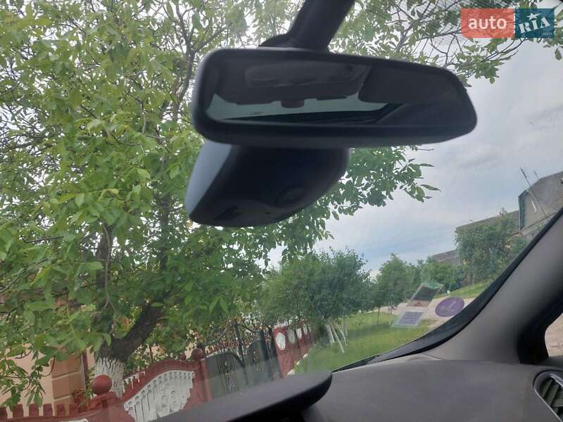 Минивэн Renault Scenic 2013 в Дубно