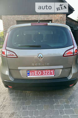 Мінівен Renault Scenic 2010 в Луцьку