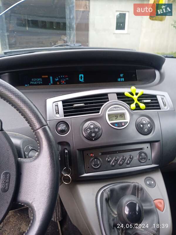 Минивэн Renault Scenic 2006 в Самарах