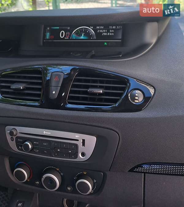 Мінівен Renault Scenic 2012 в Дніпрі фото 17 Мінівен Renault Scenic 2012 в Дніпрі