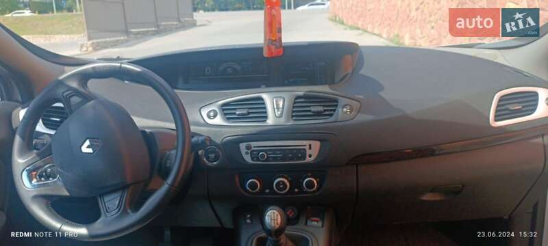 Минивэн Renault Scenic 2013 в Тернополе