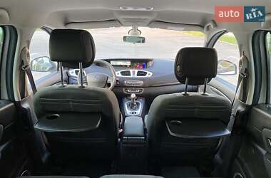 Мінівен Renault Scenic 2010 в 