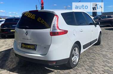 Мінівен Renault Scenic 2012 в Мукачевому