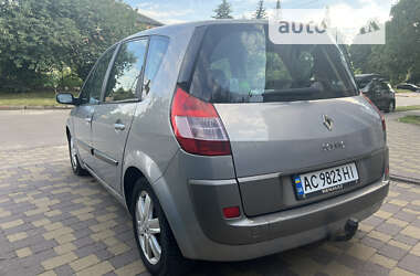 Мінівен Renault Scenic 2004 в 