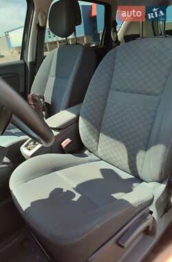 Минивэн Renault Scenic 2009 в 