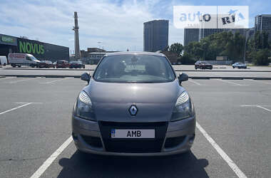 Минивэн Renault Scenic 2011 в Киеве