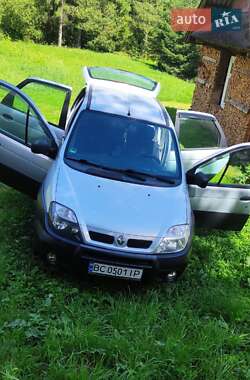 Минивэн Renault Scenic 2001 в 