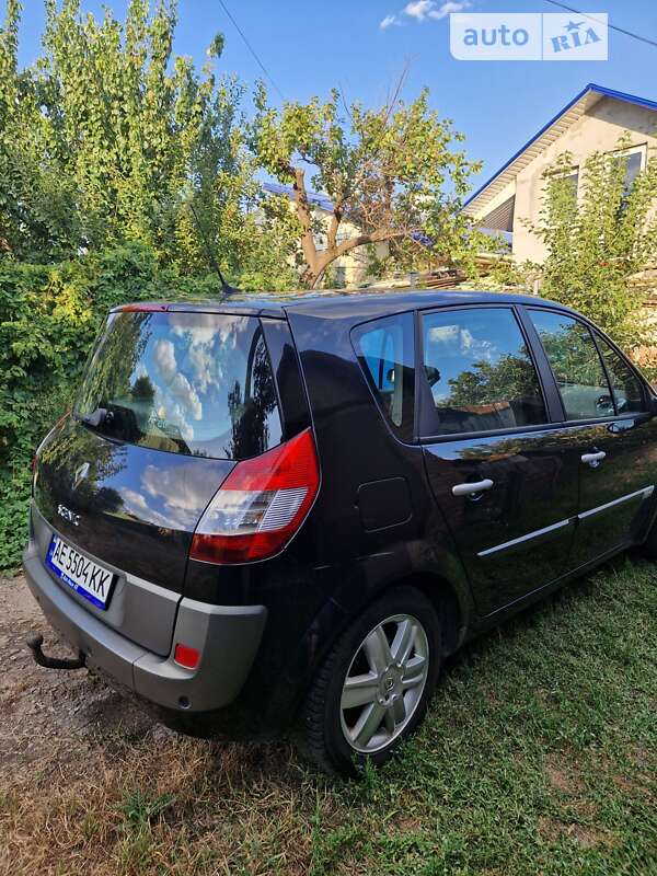 Мінівен Renault Scenic 2006 в Кривому Розі