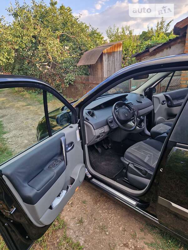 Мінівен Renault Scenic 2006 в Кривому Розі