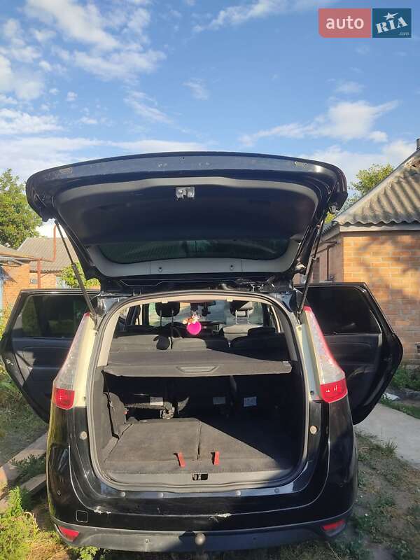 Минивэн Renault Scenic 2012 в Полтаве