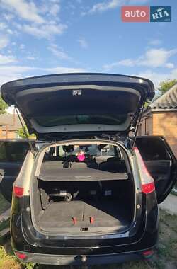 Минивэн Renault Scenic 2012 в 