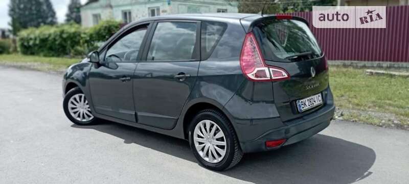 Минивэн Renault Scenic 2010 в Луцке