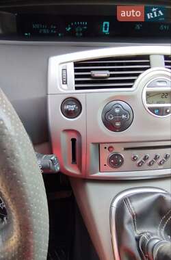 Минивэн Renault Scenic 2008 в 