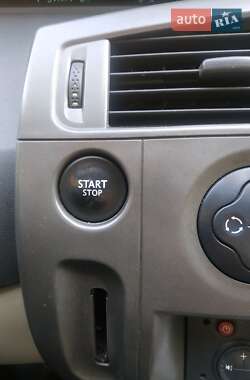 Минивэн Renault Scenic 2007 в 