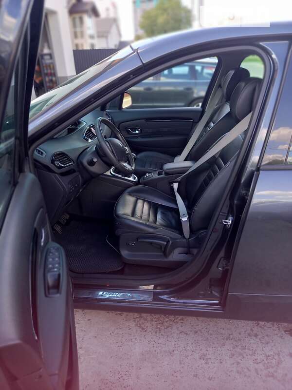 Мінівен Renault Scenic 2011 в Борисполі