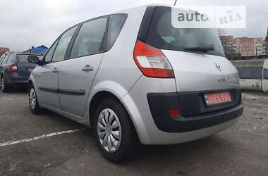 Минивэн Renault Scenic 2006 в Ровно