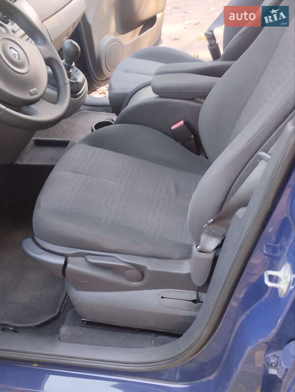 Мінівен Renault Scenic 2007 в Запоріжжі