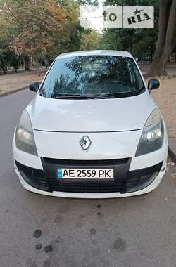 Минивэн Renault Scenic 2011 в Кривом Роге