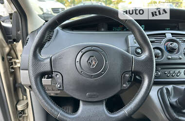 Минивэн Renault Scenic 2006 в Киеве