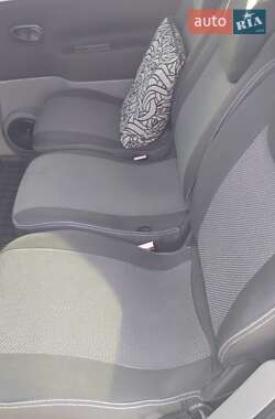 Минивэн Renault Scenic 2003 в 